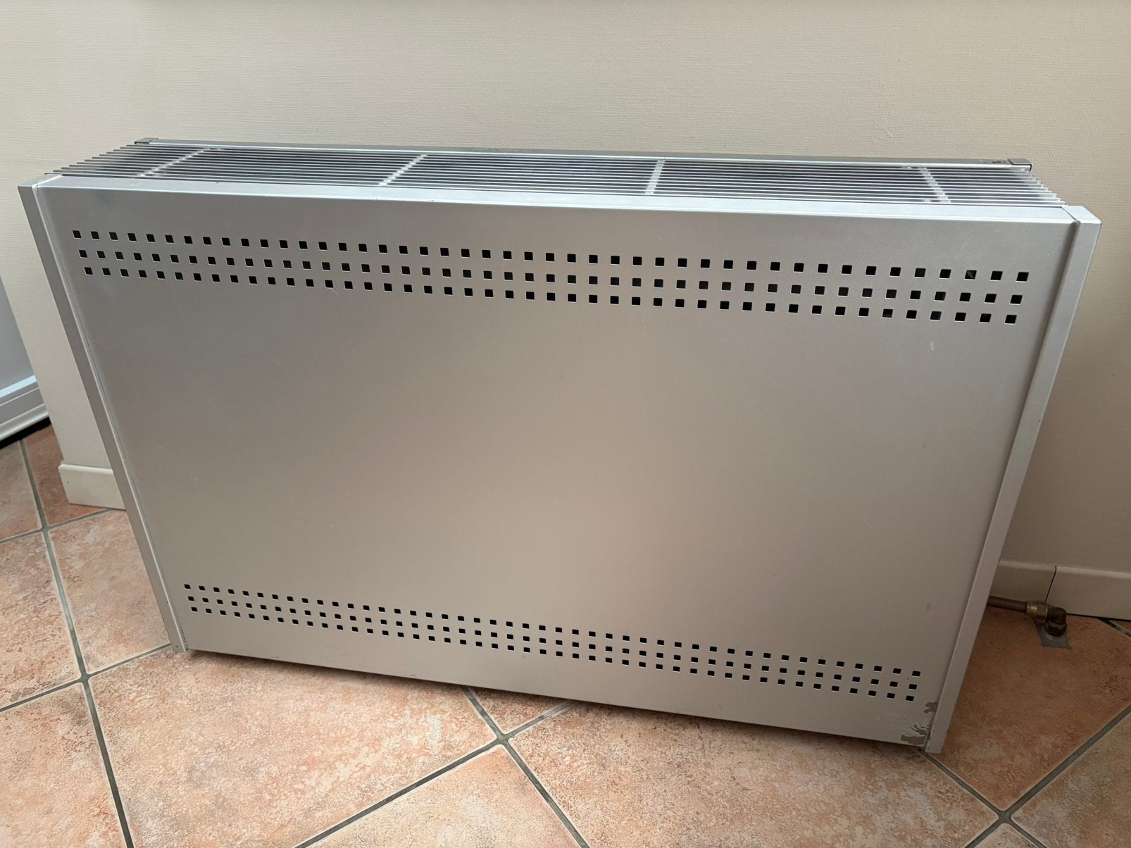 Gasverwarming wellstraler muurbrander gesloten systeem, Ophalen, Gebruikt, Radiator