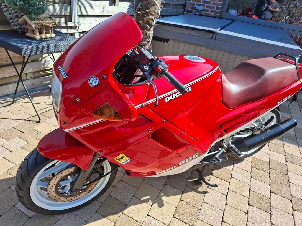 Ducati paso 906, Motoren, Particulier