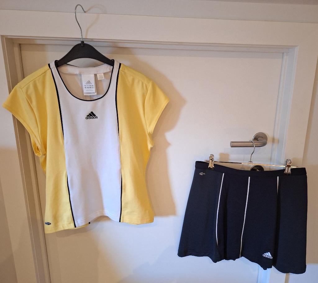 Tenniskleding set Adidas (Climacool) bloesje en rokje, Taille 38/40 (M), Adidas, Sport de raquette, Comme neuf