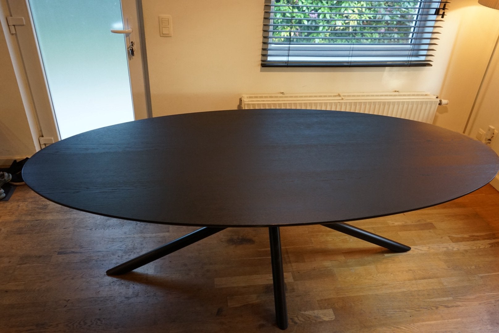 Ovale eettafel 240 x 110 in uitstekende staat, Huis en Inrichting, Tafels | Salontafels, Ophalen, 100 tot 150 cm, 200 cm of meer