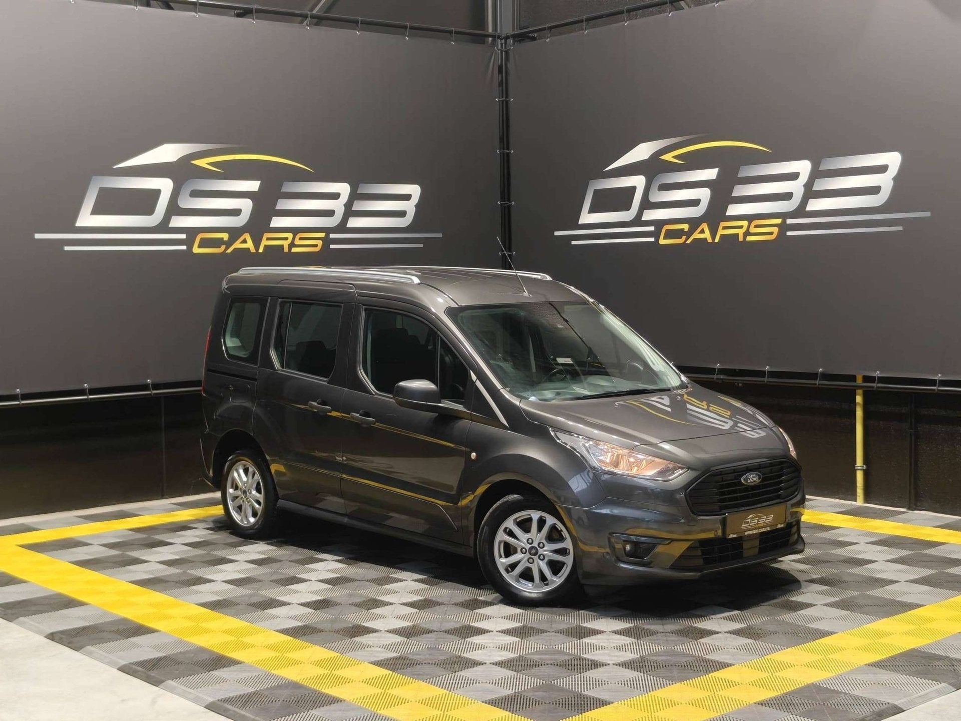 Ford Tourneo Connect 1.0 Titanium 5-zit/Airco/Cruise/Lane as, Autos, Argent ou Gris, Achat, 998 cm³, Entreprise