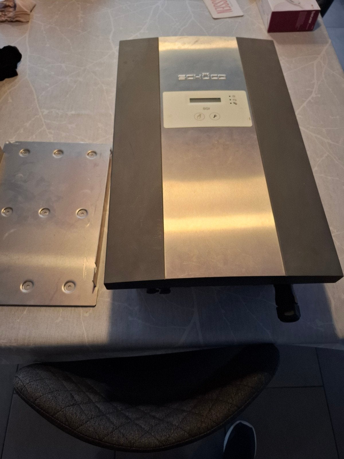 Omvormer voor zonnepanelen, Elektronische apparatuur, Ophalen