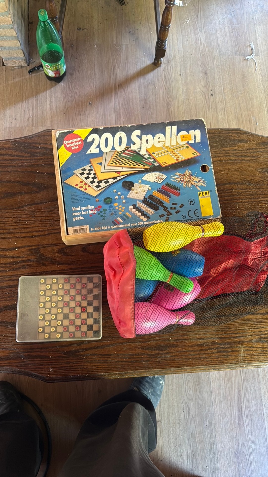 Leuke spelletjes mag zo snel mogelijk weg, Hobby en Vrije tijd, Gezelschapsspellen | Overige, Ophalen, Zo goed als nieuw