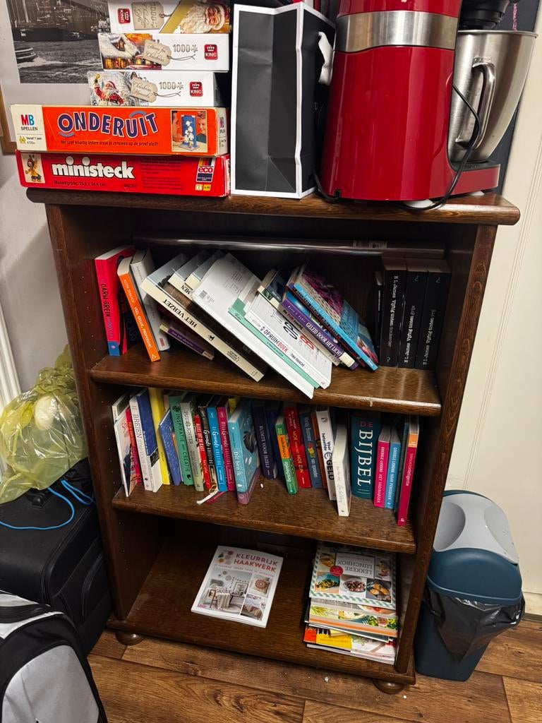 Bruine boekenkast, Huis en Inrichting, Ophalen, Met plank(en), 100 tot 150 cm, 50 tot 100 cm