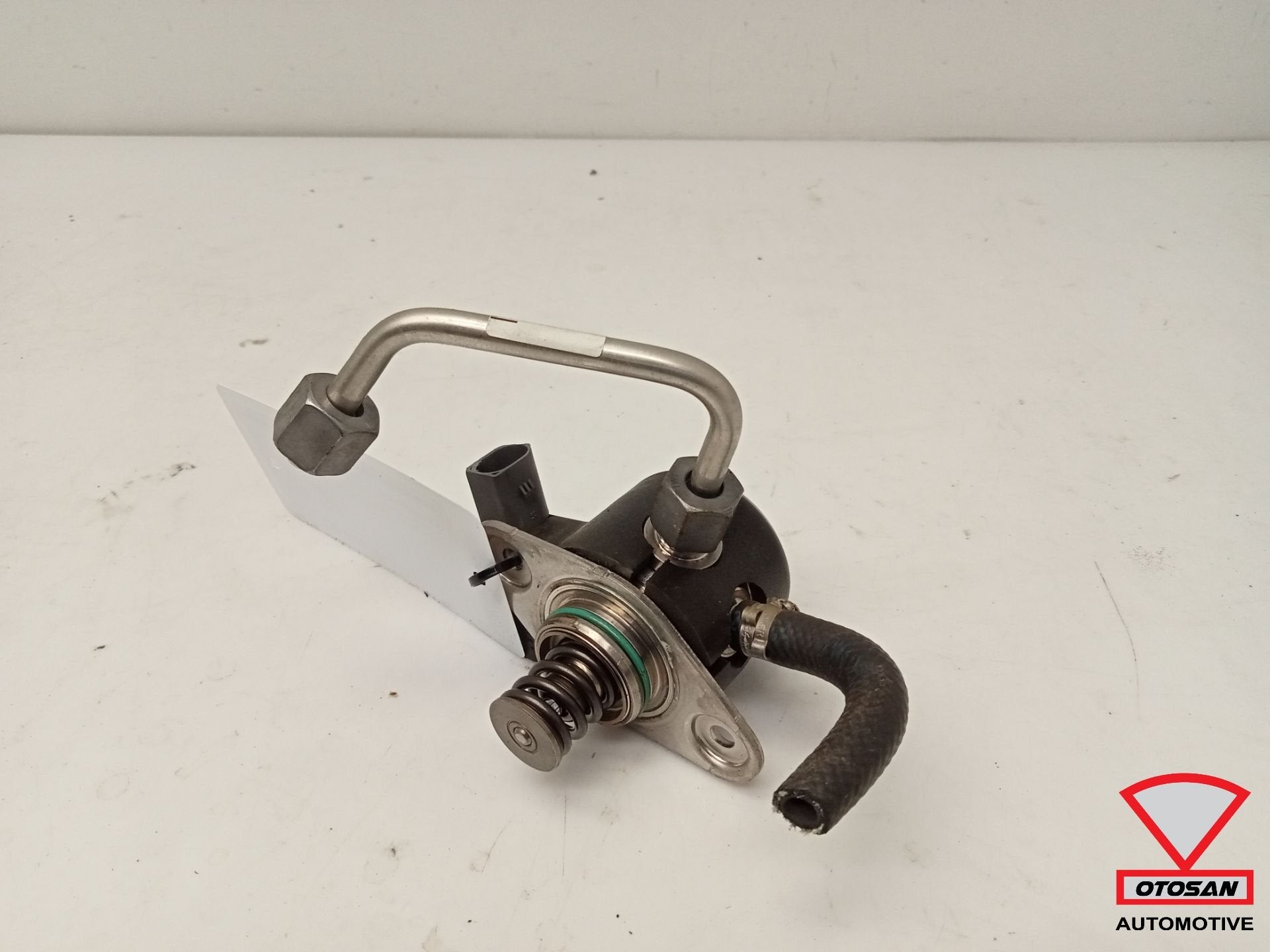 Mercedes Diverse Modellen Hogedrukpomp A2742260385, Auto-onderdelen, Gebruikt, Mercedes-Benz AG, Mercedes-Benz, Mercedesstrasse 120
70372  Stuttgart, DE