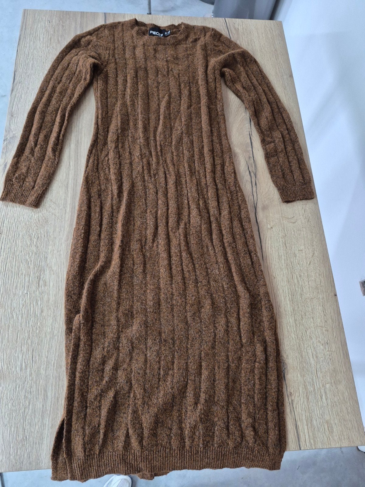 Stretch jurk bruin PIECES maat S van Katoen woel voor winter, Kleding | Dames, Ophalen, Maat 36 (S), Bruin, Jurk