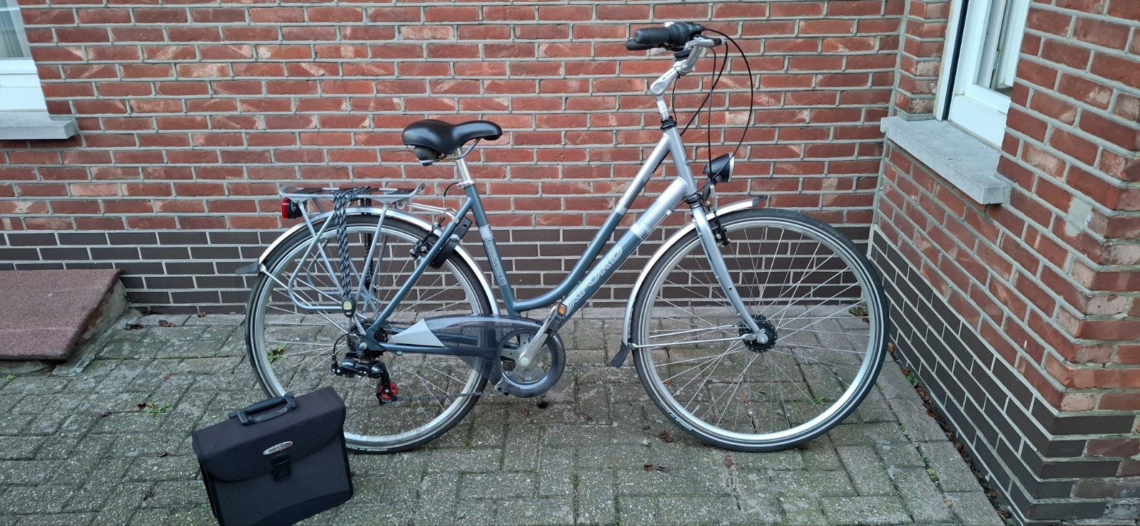 Damesfiets Oxford in nieuwe staat, Velgrem, Versnellingen, Zo goed als nieuw, 50 tot 53 cm