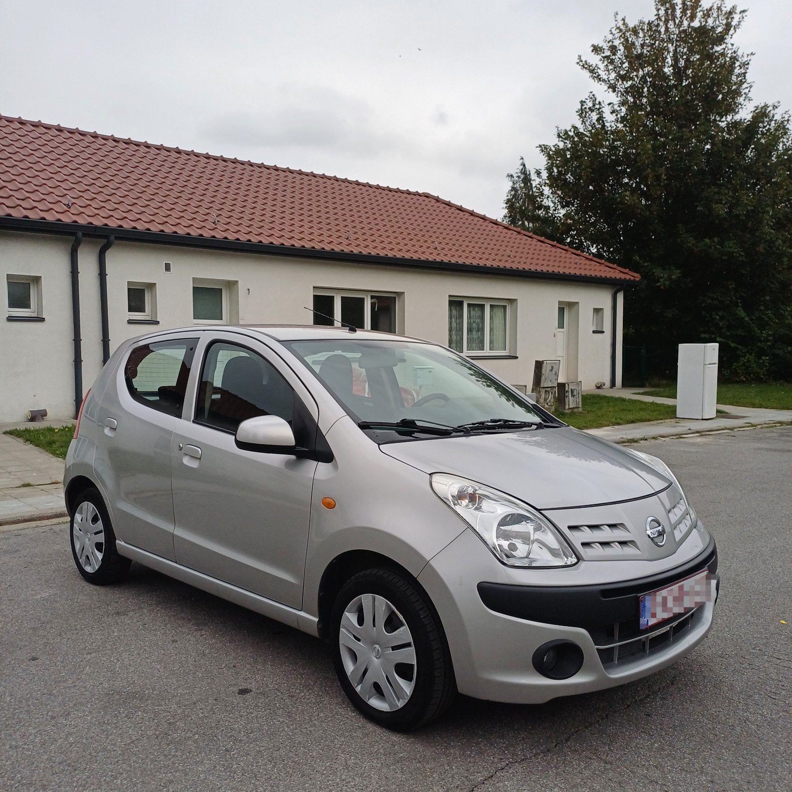 NISSAN PIXO 2009 EURO5 1.0i 99000km KLAAR VOOR IMMAT. 1e eig, Auto's, Euro 5, Stof, 50 kW, Zwart