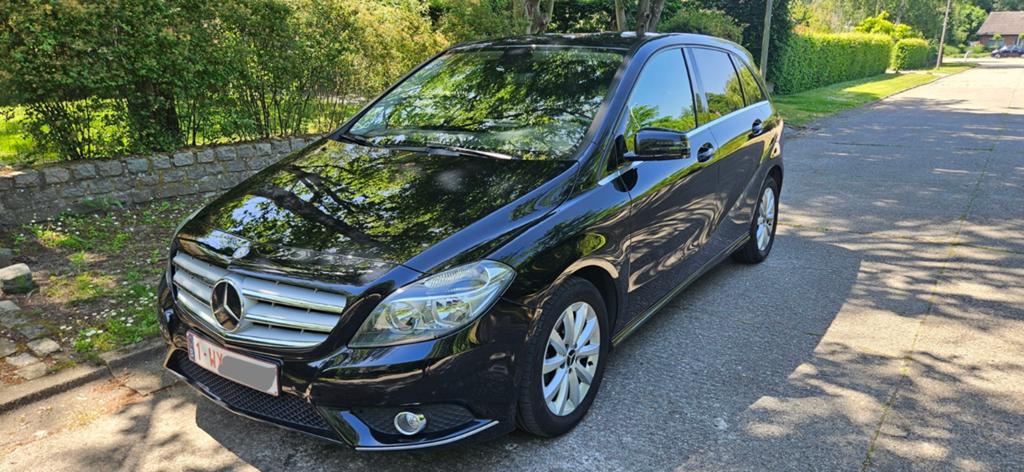 Mercedes B180 essence., Autos, Mercedes-Benz, Particulier, Classe B, ABS, Airbags, Air conditionné, Apple Carplay, Bluetooth, Ordinateur de bord