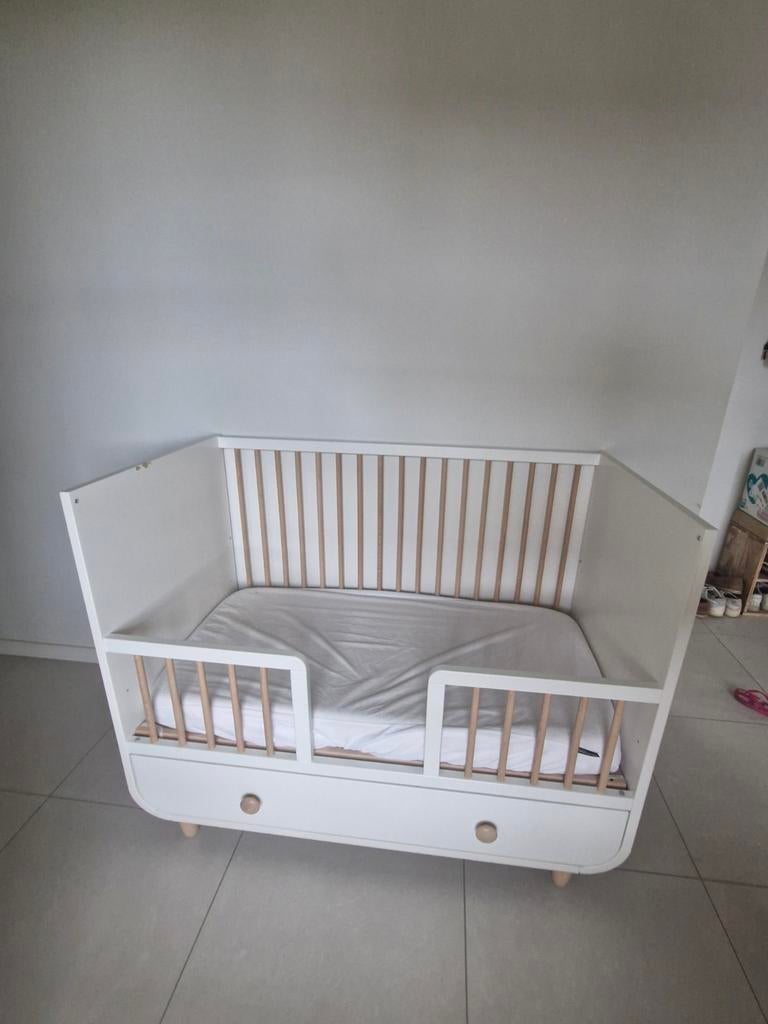 Babybed en commode Ikea MYLLRA, Ophalen of Verzenden