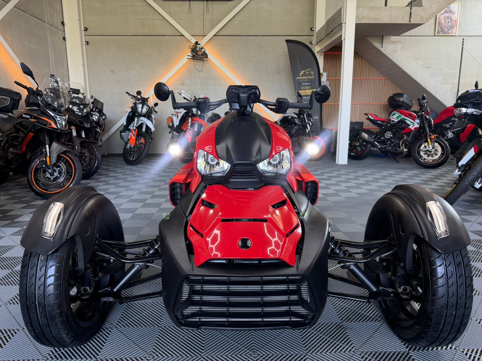 CAN AM RYKER 900 SPORT * GARANTIE * 2020 * 8.500  km * CT ok, Plus de 35 kW, 3 cylindres, 900 cm³