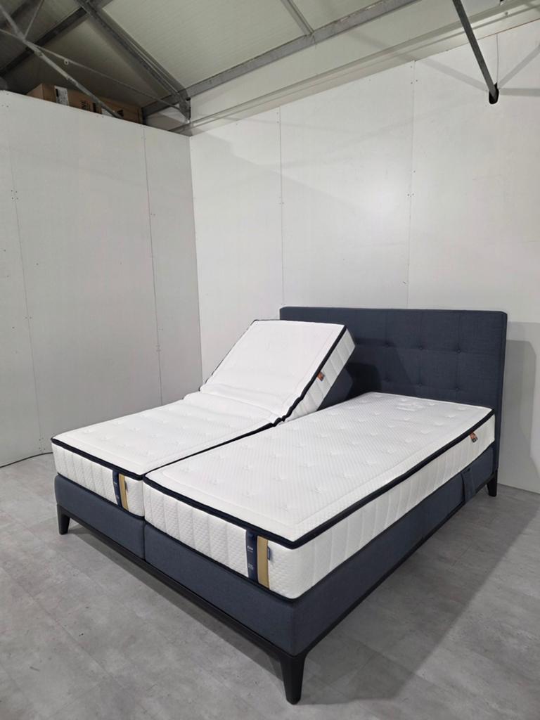 Showroom Auping Criade 180x200 Elektrisch + Elite Matrassen, Huis en Inrichting, Slaapkamer | Bedden, Ophalen of Verzenden, 200 cm