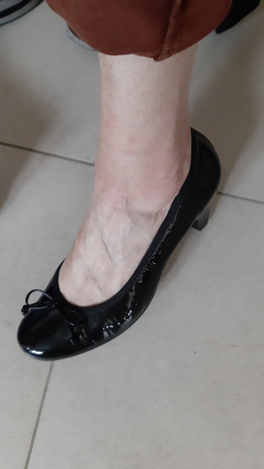 Zwarte laklederen pumps merk Paul Green mt 42, Ophalen of Verzenden, Pumps