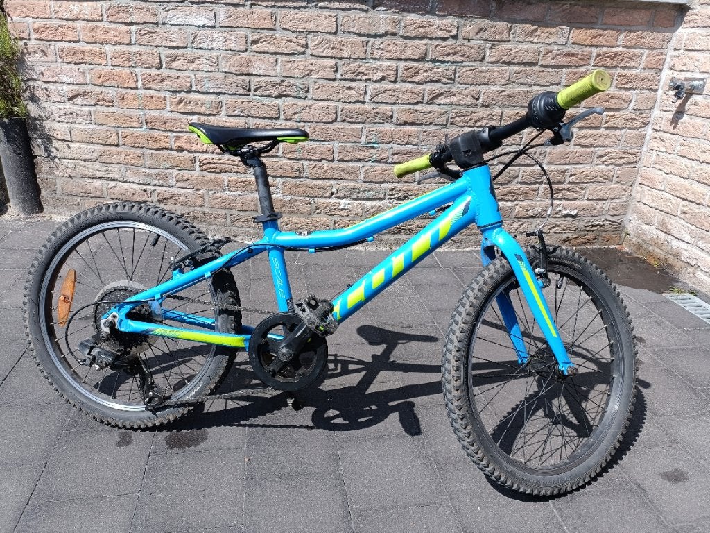 VTT 20 pouces Scott, Frein sur jante, Stabilisateurs, Enlèvement, Utilisé