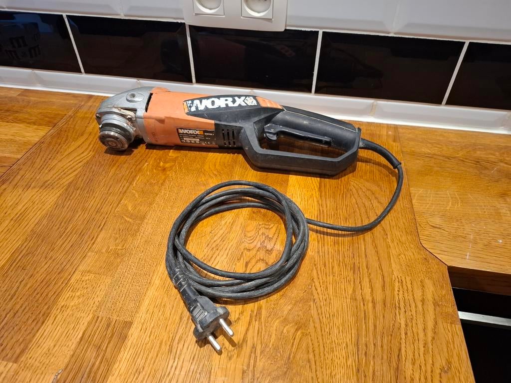 Worx  haakse slijper, Doe-het-zelf en Bouw, Gereedschap | Slijpmachines, Ophalen
