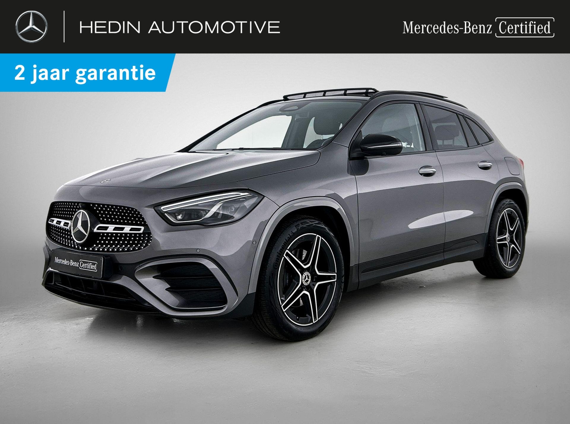 Mercedes-Benz GLA-klasse 200 AMG Line | Panoramisch Dak | Tr, Auto's, Dealer onderhouden, Stof, Zwart, 4 cilinders