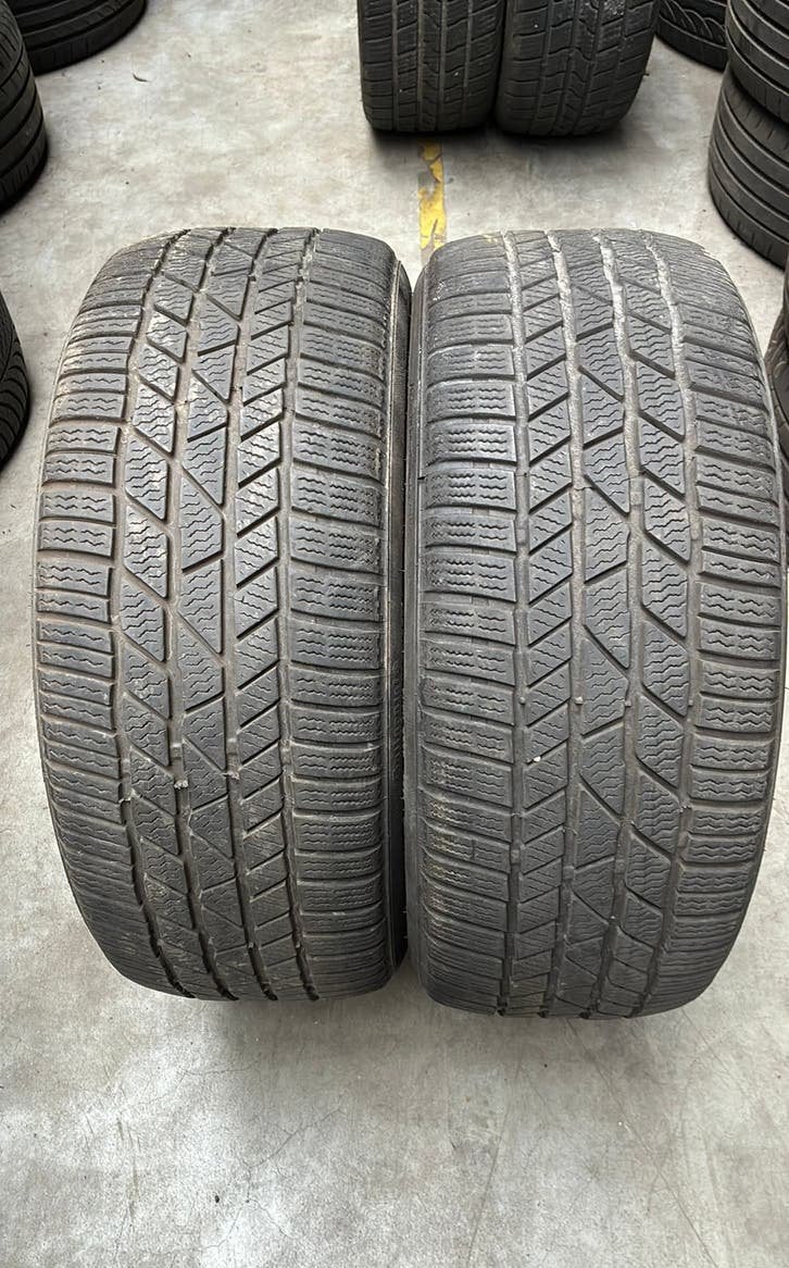 2254018 225/40/18 225/40R18 winterbanden merk Continental, Ophalen