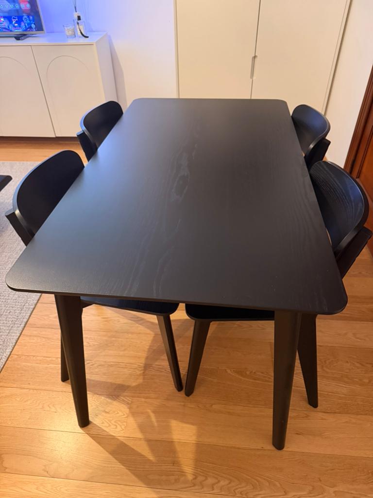 Table IKEA LISABO + 4 chaises LISABO noires, Maison & Meubles, Enlèvement, Comme neuf