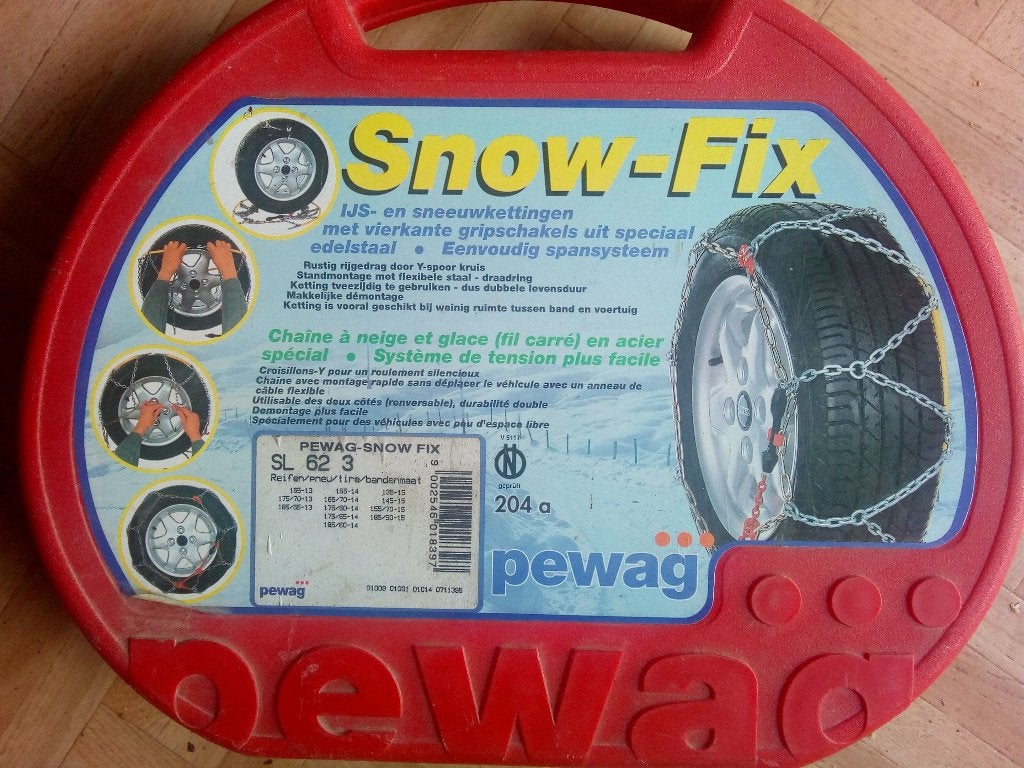 Set de chaînes à neige, Autos : Divers, Chaînes, Utilisé, Enlèvement
