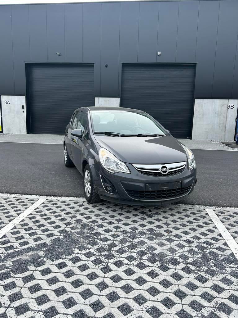 Opel corsa 1.2 essence 50000km, Autos, Euro 5, Achat, Entreprise, Boîte manuelle