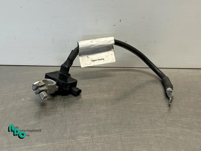Borne de batterie d'un Volkswagen Polo (Polo 09-), Autos : Pièces & Accessoires, Volkswagen, -, 3 mois de garantie, Utilisé