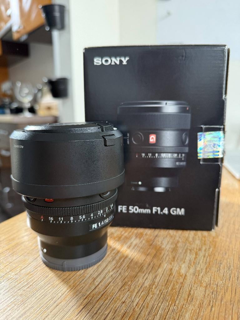 Sony FE 50mm f/1.4 GM in nieuwstaat, Ophalen, Zo goed als nieuw, Standaardlens