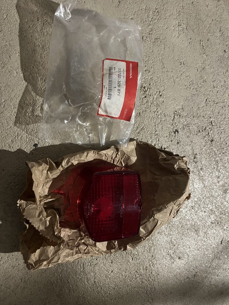 Honda CB125 XL125 CY50 CY50 CY80 MT125 achterlichtglas, Ophalen of Verzenden