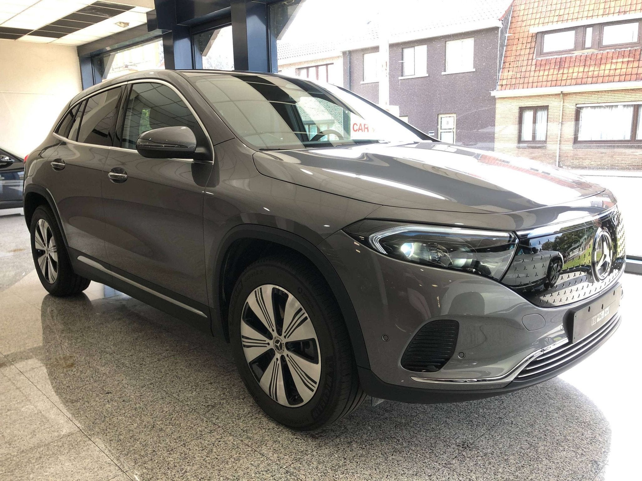 Mercedes-Benz EQA 250 EQA 250+ 70,5 kW accu, Business Line,, Autos, Mercedes-Benz, Argent ou Gris, Achat, Entreprise, https://public.car-pass.be/vhr/5c0d8c1a-b7ee-4508-9d17-4deb5558b49f