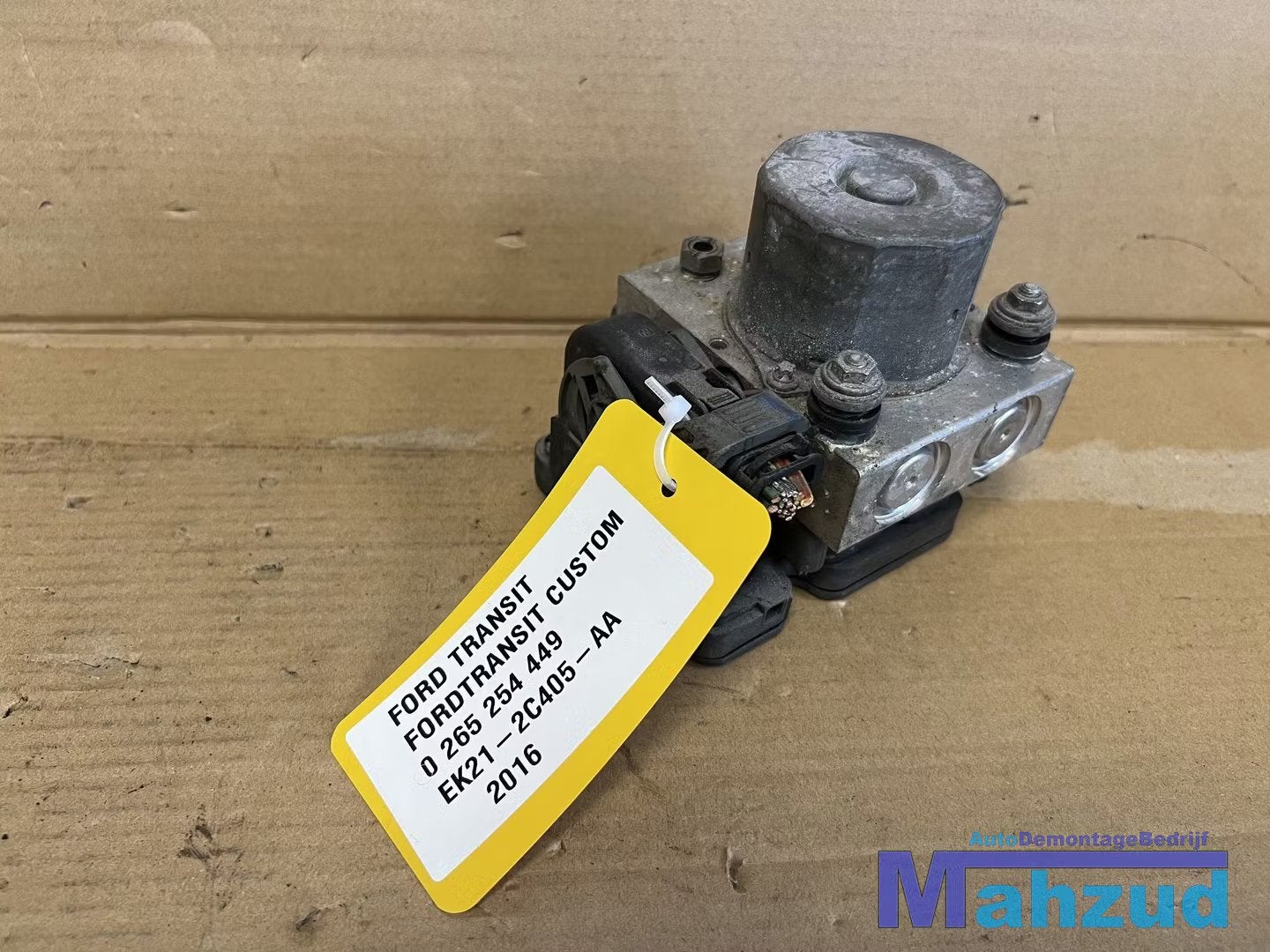 FORD TRANSIT CUSTOM ABS Pomp EK212C405AA 2013-2019, Info@ford.com, Ford Motor Company, American Road 1
48126  Dearborn, Ford