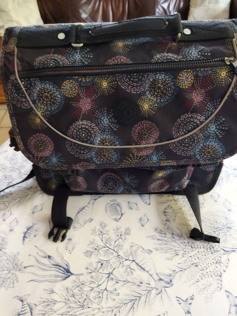 cartable kipling Pretty homemade, Bijoux, Sacs & Beauté, Sacs | Cartables, Enlèvement ou Envoi, 30 à 40 cm, 30 à 40 cm, Comme neuf