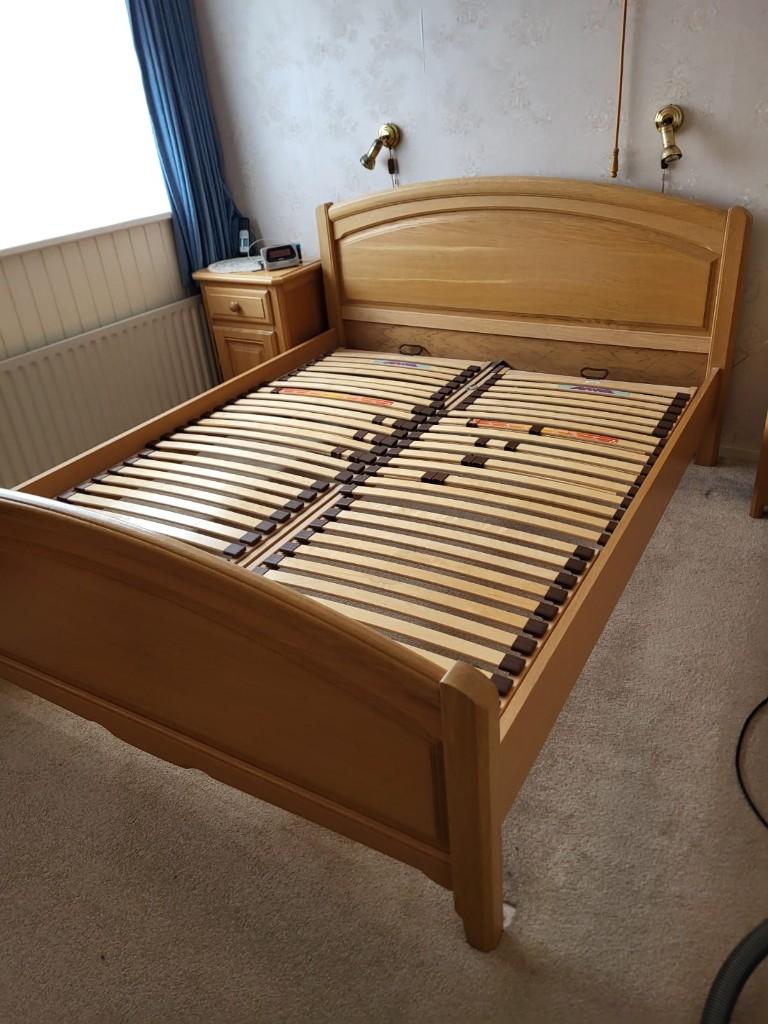 Honing eiken (fineer) bed, handmatig verst. bodems, Huis en Inrichting, Slaapkamer | Bedden, Gebruikt, Bruin, 210 cm, Tweepersoons
