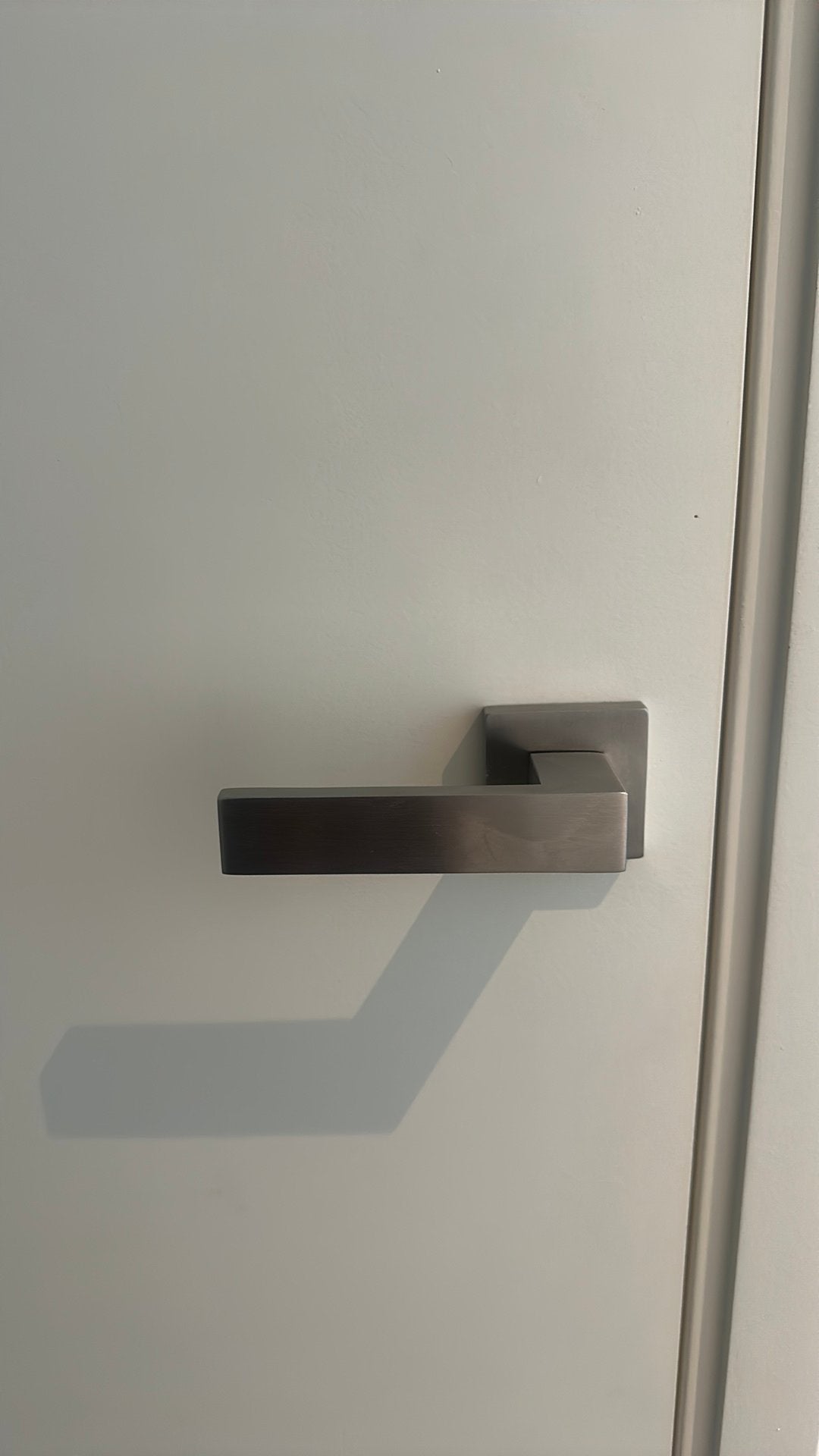 Aluminiume deurklinken, Doe-het-zelf en Bouw, Deuren en Vliegenramen, Ophalen, Zo goed als nieuw