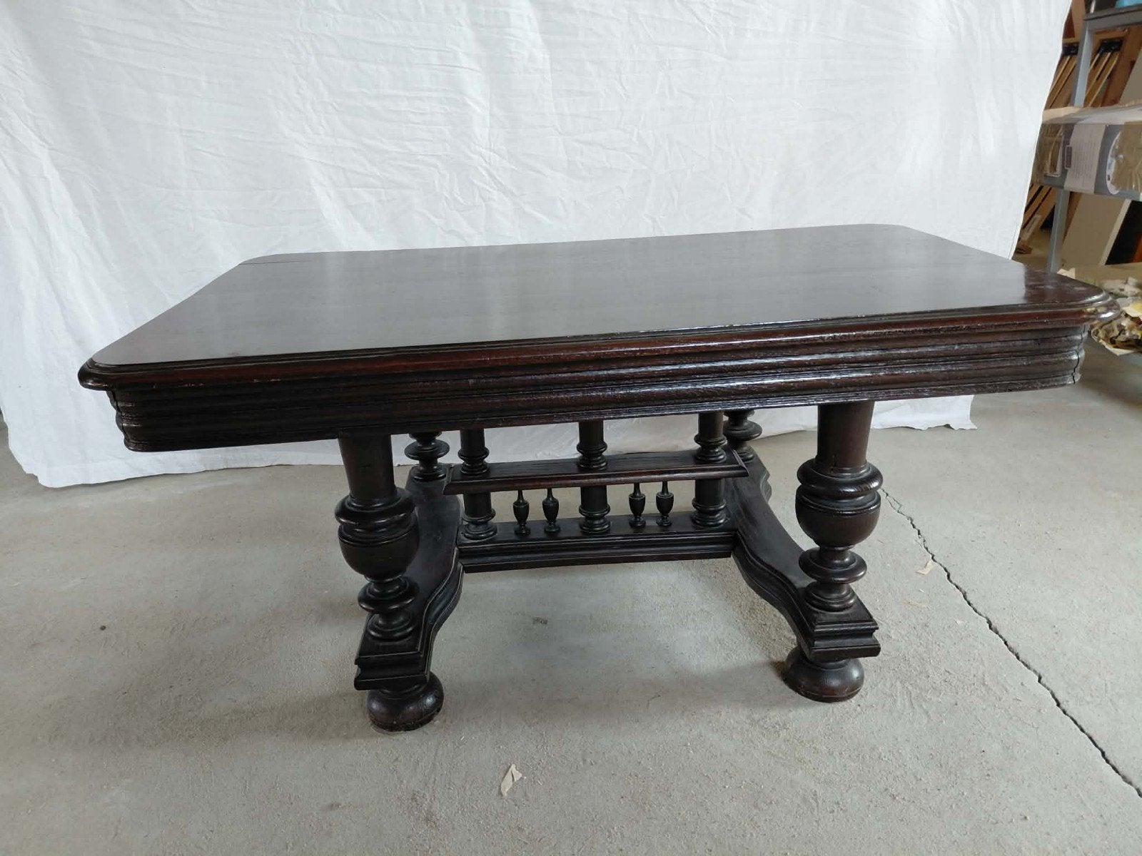 Decoratieve salontafel in donker hout, Ophalen