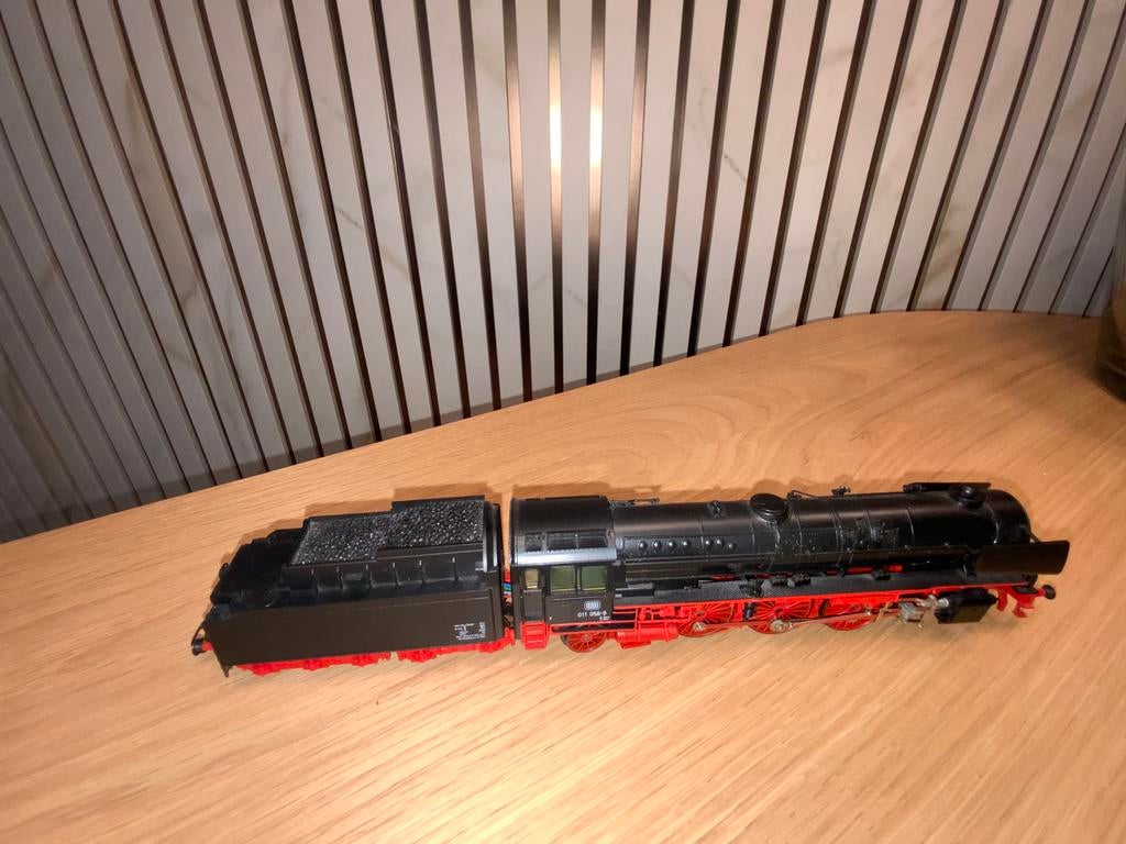 LOCOMOTIVE MARKLIN 3085 TYPE 001 056-9 DB TRES BON ÉTAT, Hobby & Loisirs créatifs, Enlèvement ou Envoi, Courant alternatif, Comme neuf