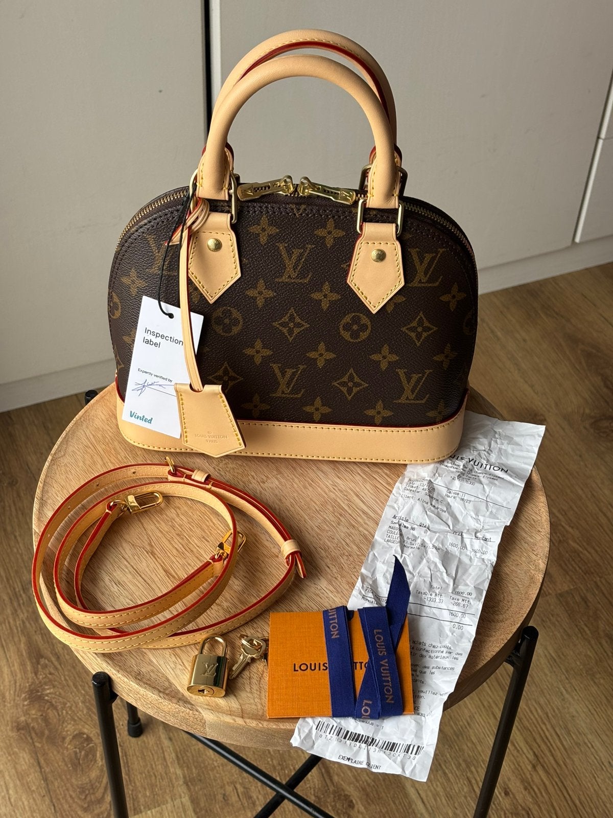 Louis Vuitton Alma BB, Envoi, Comme neuf, Brun, Sac à main