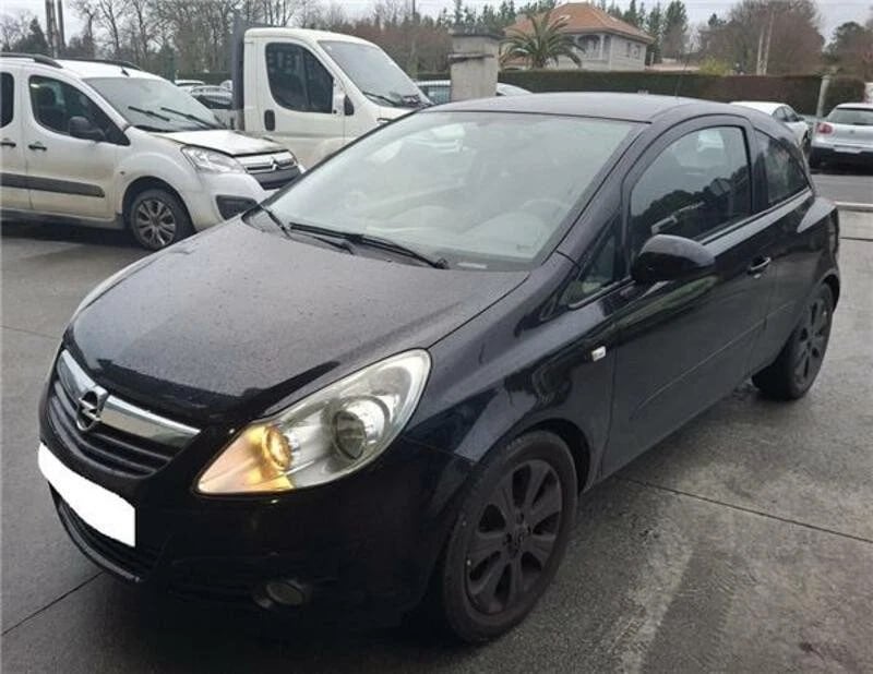 Opel Corsa D 1.4 Enjoy 90ch, Argent ou Gris, Boîte manuelle, Noir, Particulier