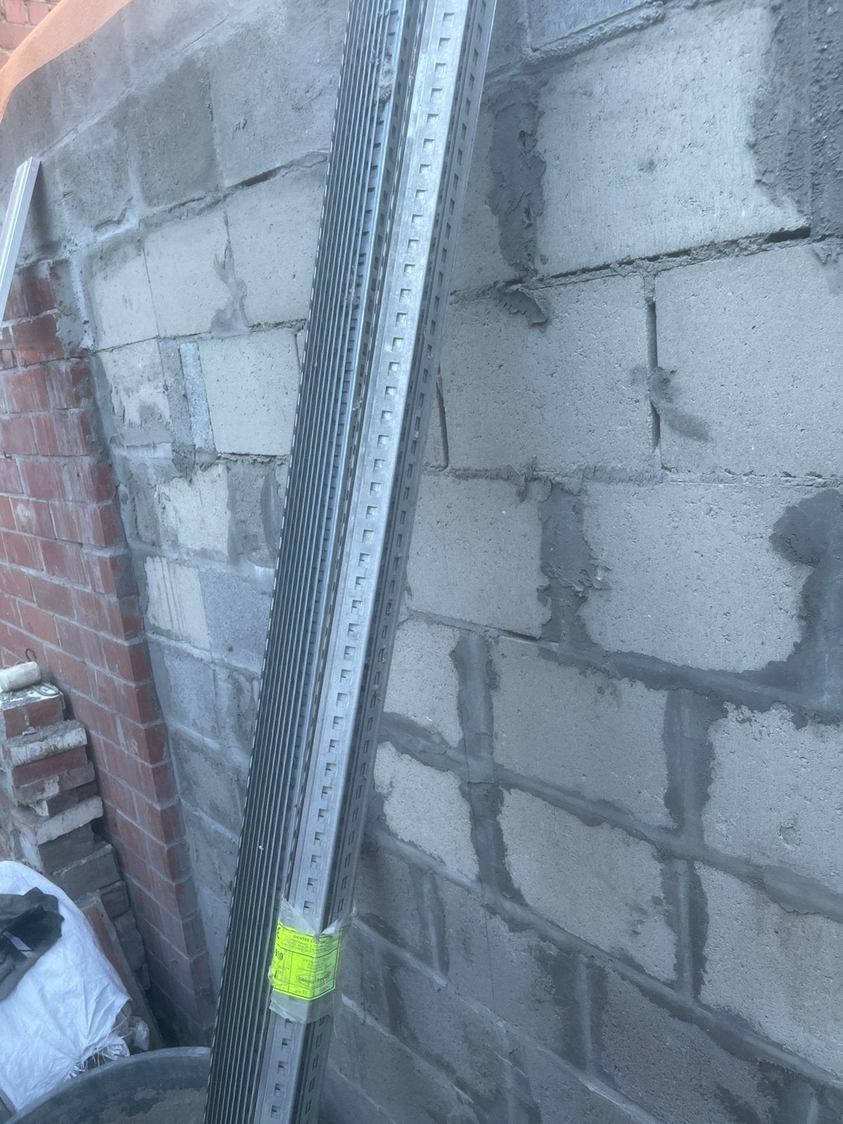 Hoekprofiel 260sm, Doe-het-zelf en Bouw, Ophalen, Zo goed als nieuw