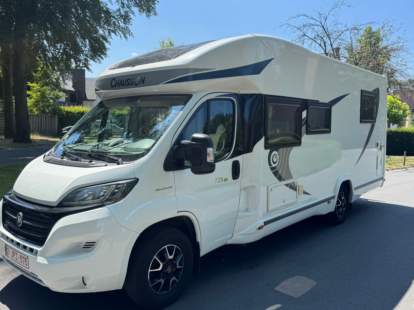 Chausson 728 EB / Semi Integraal / Zeer mooie en goede staat, Caravans en Kamperen, Mobilhomes, Fiat, Douche, Half-integraal, Tot en met 5