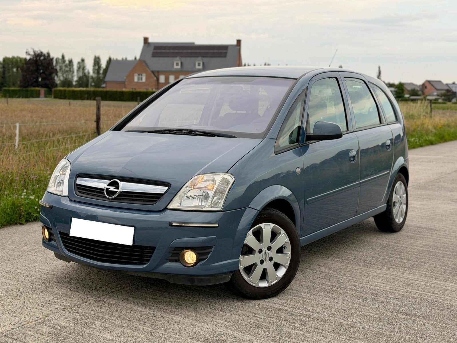 Opel Meriva 1.6 Benzine | 55.000 KM | Airco | Trekhaak |, Autos, Opel, Particulier, Meriva, ABS, Airbags, Air conditionné, Ordinateur de bord