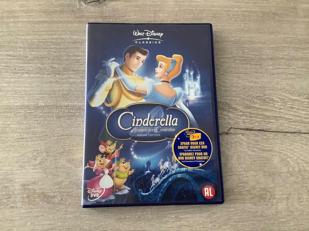 Walt Disney Cinderella DVD (2005), Cd's en Dvd's, Tekenfilm, Ophalen of Verzenden, Zo goed als nieuw, Alle leeftijden