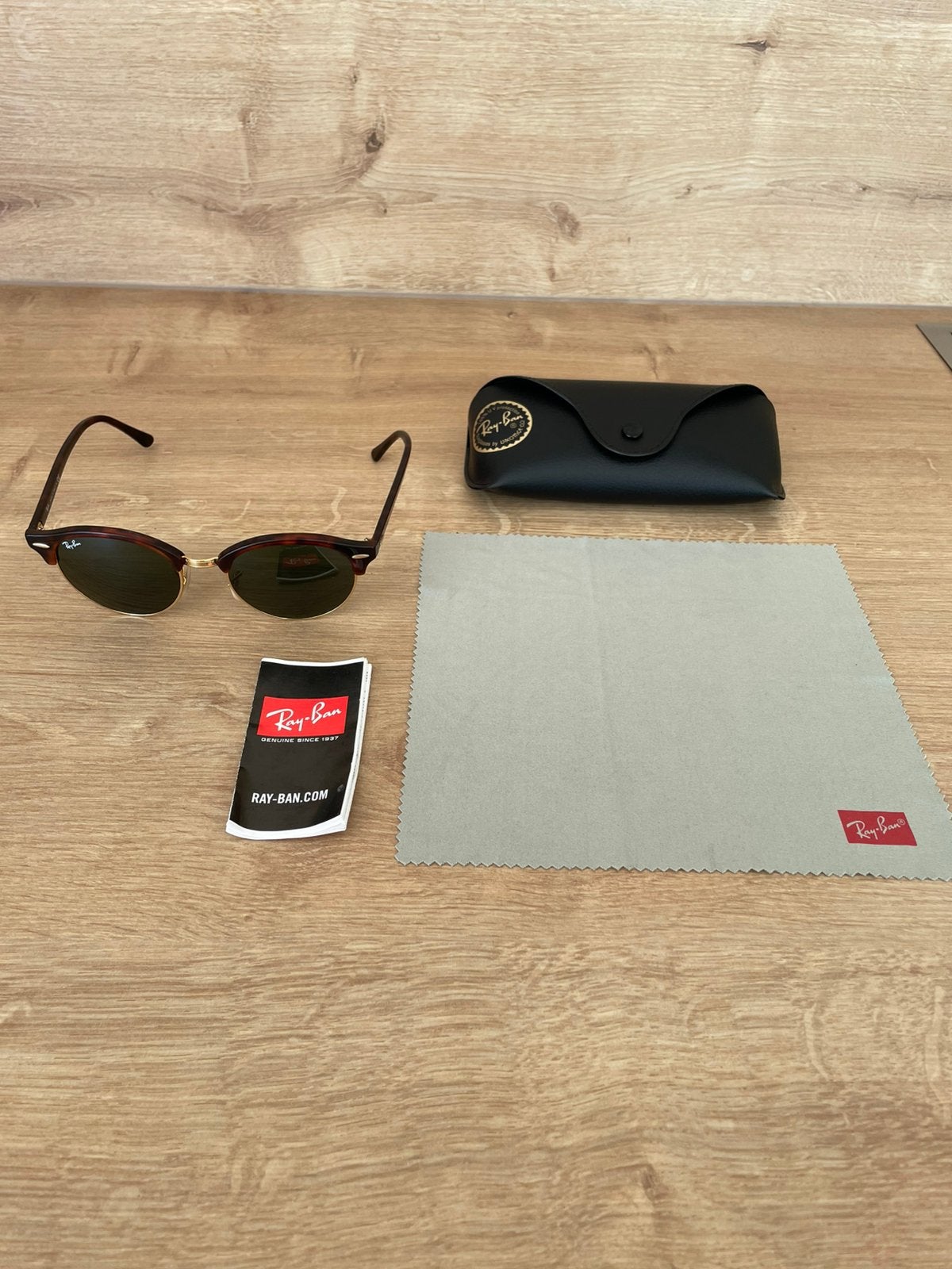 Ray-Ban Clubround RB 4246 — Tortue/Doré, Enlèvement ou Envoi, Comme neuf, Lunettes de soleil, Ray-Ban