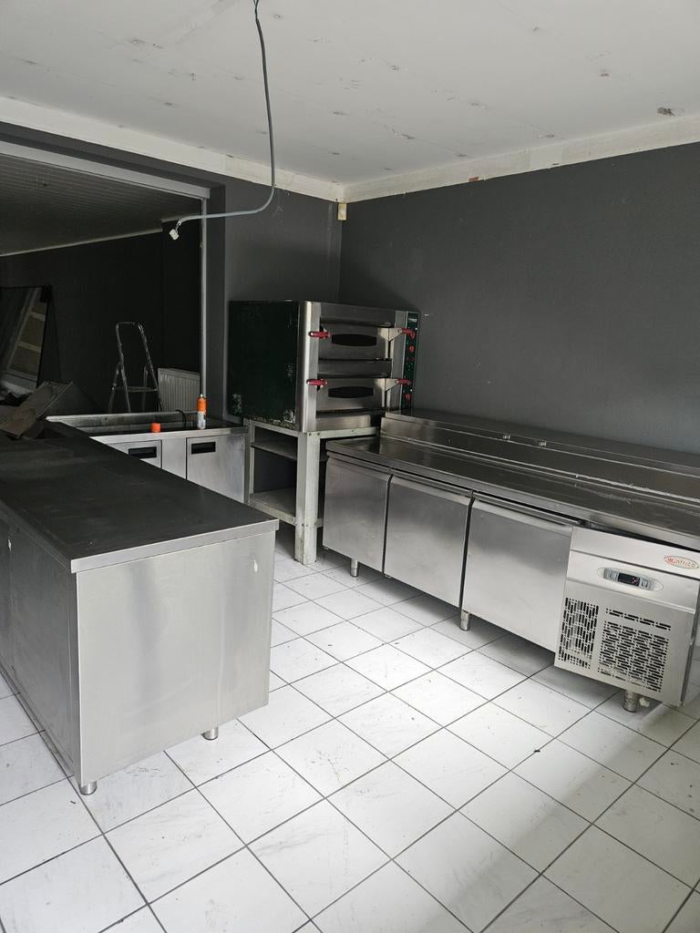Horeca material alles te koop, Ophalen