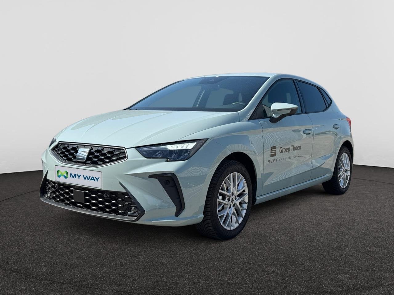 Seat Ibiza 2026 Ibiza 1.0 TSI Play Navi, Auto's, Ibiza, Handgeschakeld, 113 g/km, Zilver of Grijs