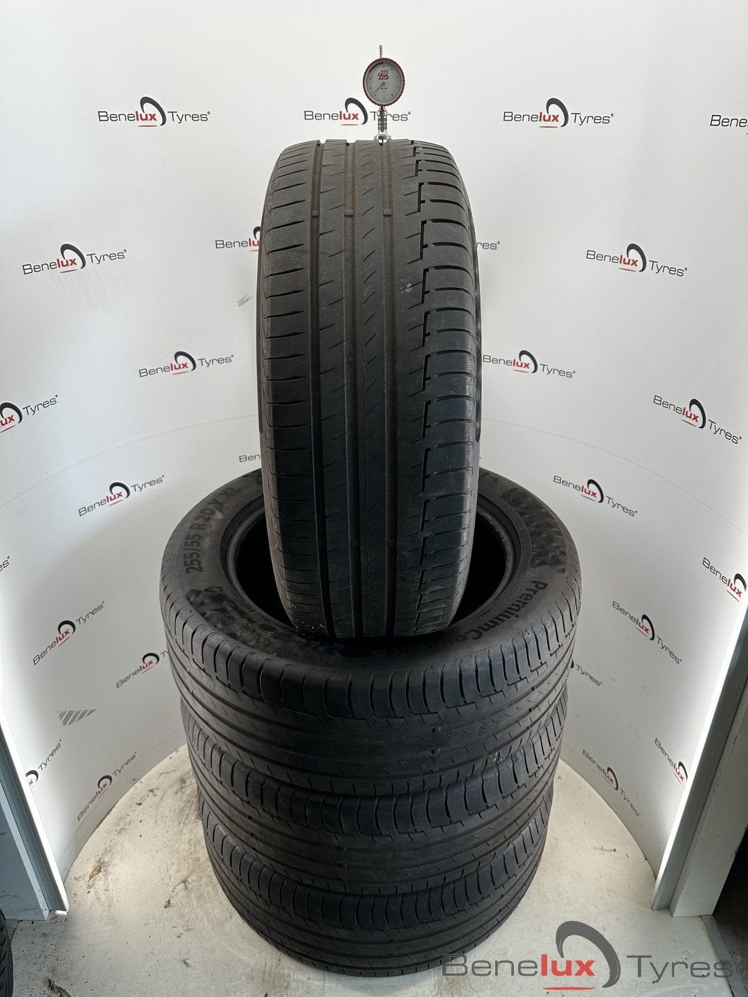 255/55R20 110Y Continental 255/55 R20 255/55/20 2555520, Autos : Pièces & Accessoires, Pneus & Jantes, 255 mm, -, Véhicule de tourisme