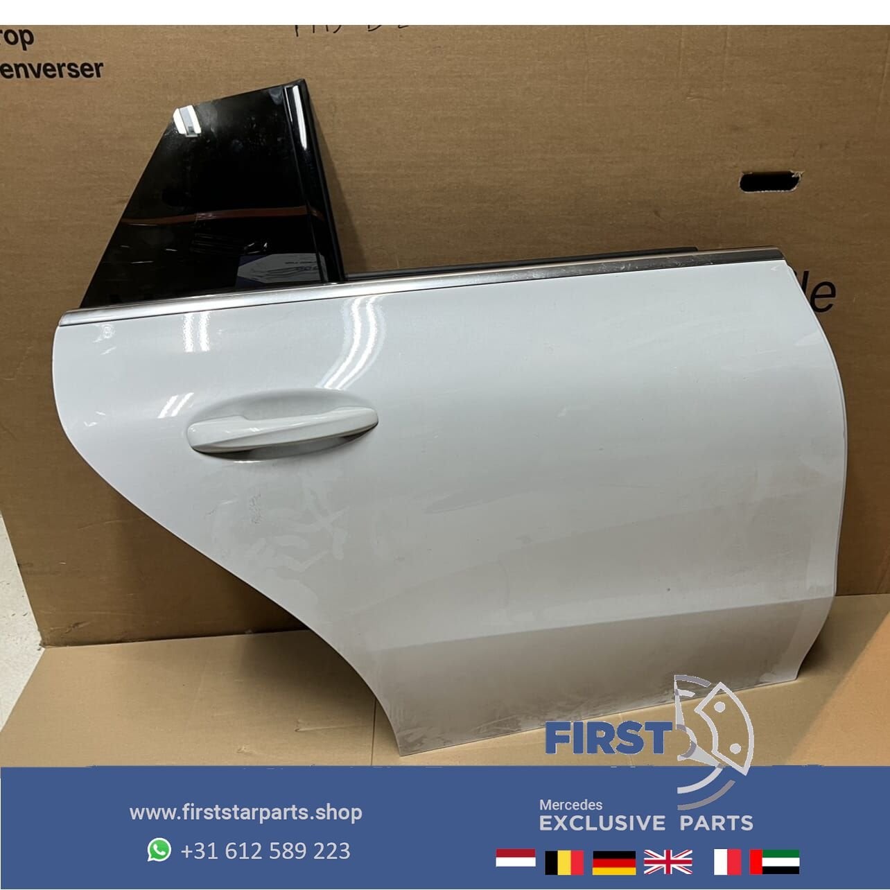 W118 C118 X118 CLA DEUR PORTIER WIT COMPLEET RECHTSACHTER Me, Gebruikt, -, Deur, Achter
