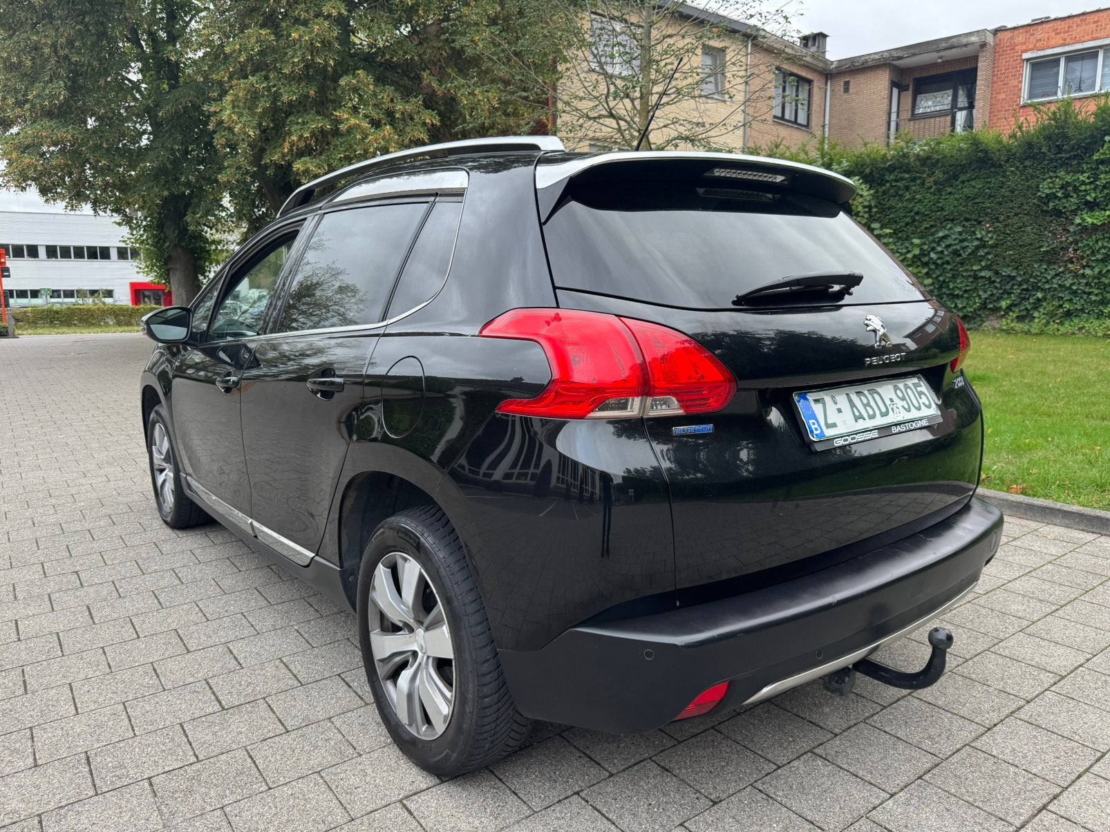 PEUGEOT 2008 1.6 HDi ALLURE/ EURO 6B / CUIR/ GPS/ CONTROL OK, Cuir, Essai à domicile, Achat, Euro 6
