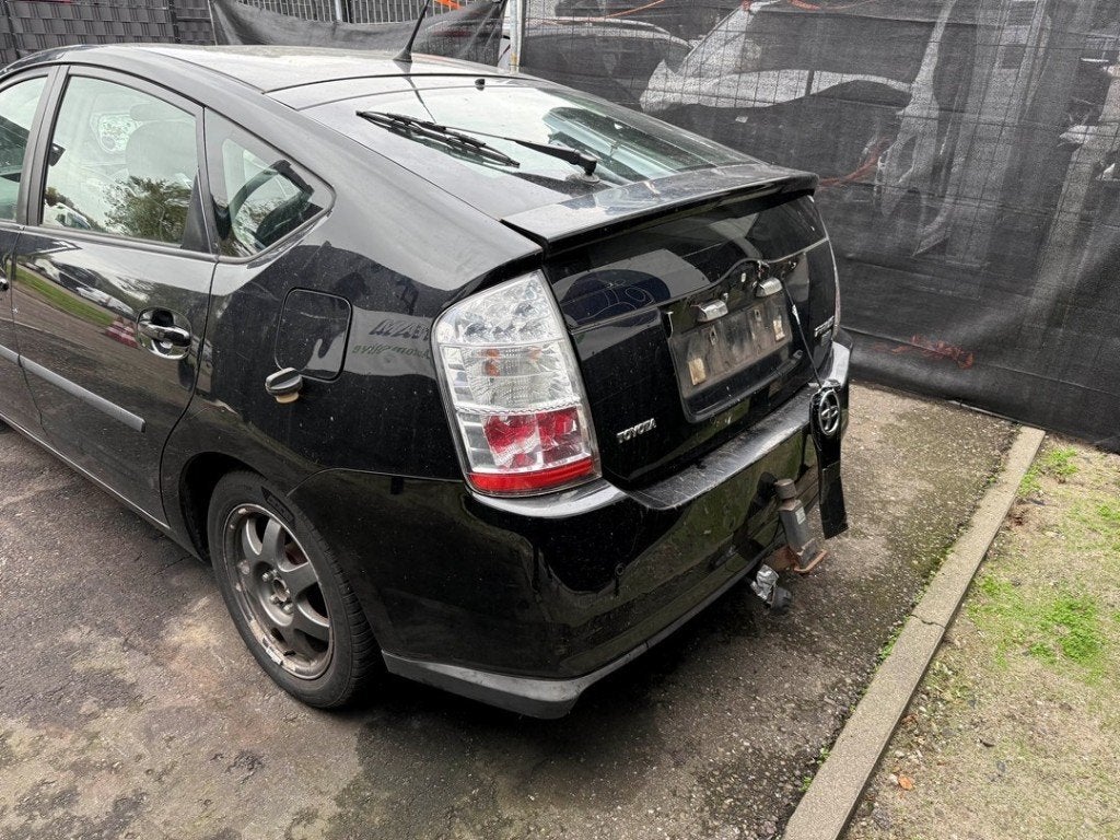 TRAPPE D'ESSENCE Toyota Prius (NHW20) (01-2003/12-2009), Kundenbetreuung@toyota.de, Toyota, Utilisé, Toyota-Allee 2
50858  Köln, DE