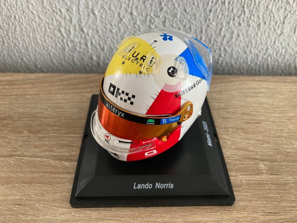 Lando Norris 1:5 helm Miami GP 2023 Mclaren F1 1/5, Verzamelen, Ophalen of Verzenden, Nieuw, Formule 1