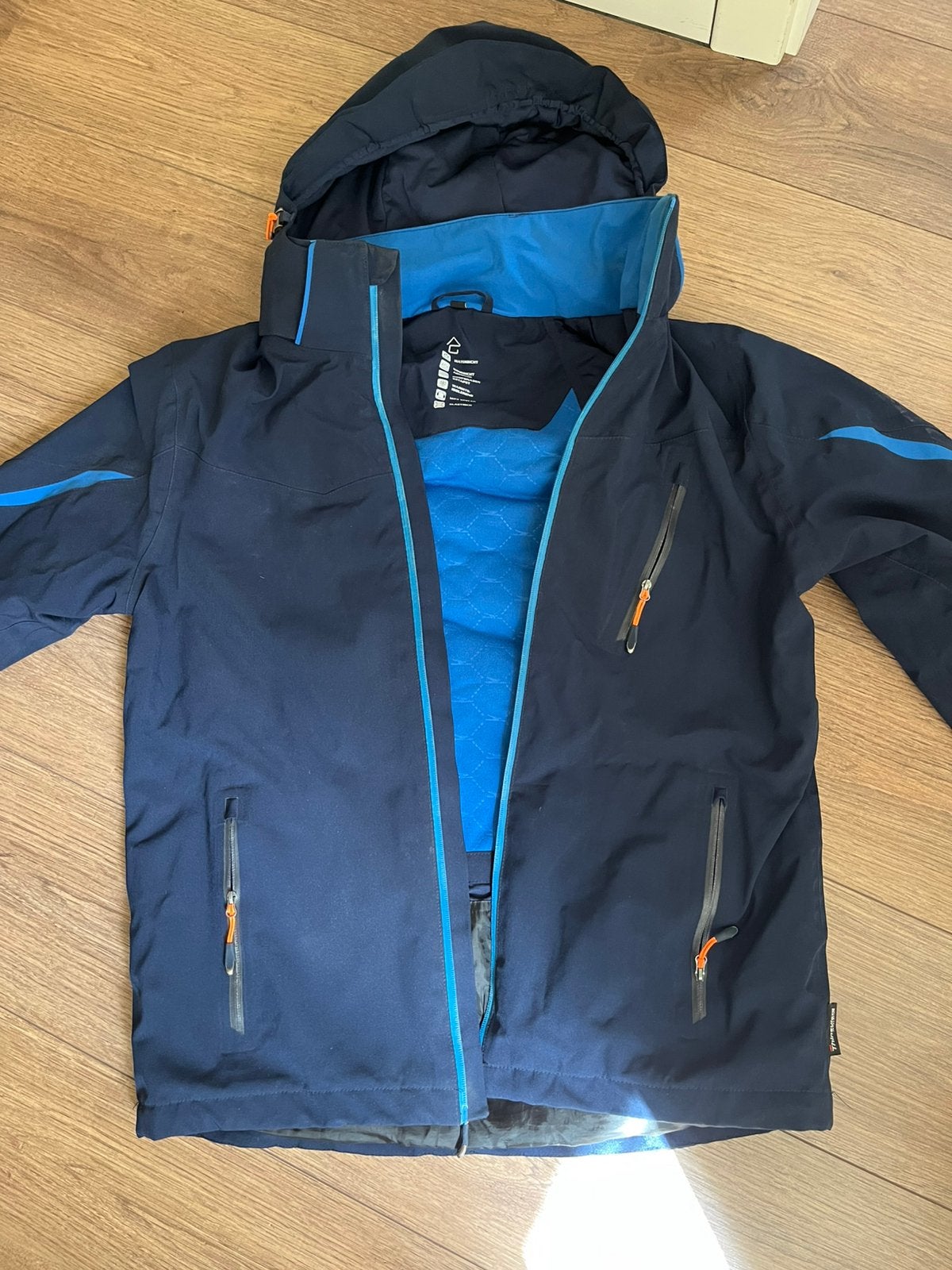 Heren ski jas maat L, Kleding | Heren, Jassen | Winter, Ophalen, Zo goed als nieuw, Maat 52/54 (L)