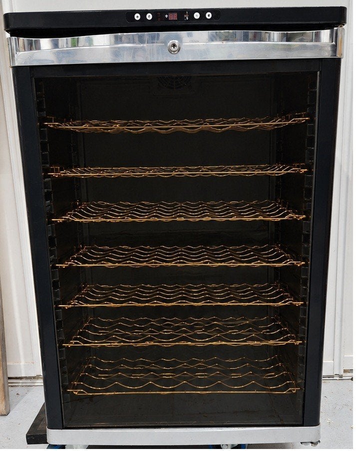 WIJNKOELKAST, Elektronische apparatuur, Zonder vriesvak, 45 tot 60 cm, Ophalen, 85 tot 120 cm